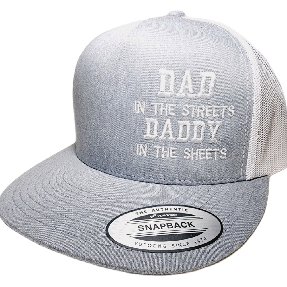 Dad in the Streets Daddy in the Sheets Mesh Flat Bill Snapback Trucker Hat Cap
